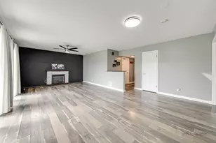 5 Wildwood Rd, Elk Grove Village, IL 60007 - Photo 32
