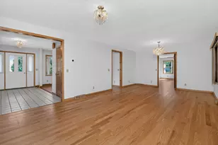 2039 Bernadette Ln, Yorkville, IL 60560 - Photo 18