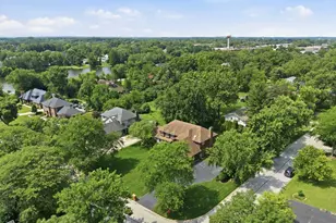 8100 Lake Ridge Dr, Burr Ridge, IL 60527 - Photo 42