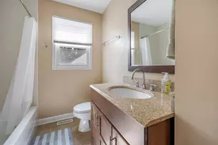 33 Woodbine Dr, Crystal Lake, IL 60014 - Photo 20