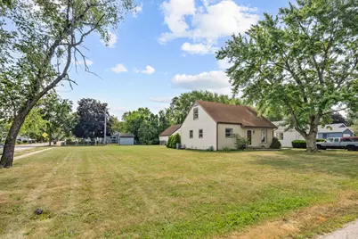 33 Woodbine Drive, Crystal Lake, IL 60014 - Photo 16