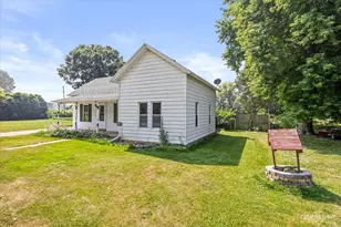 20609 State Line Rd, Harvard, IL 60033 - Photo 2