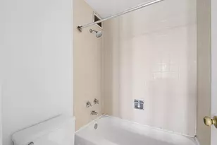 6700 S South Shore Dr, Chicago, IL 60649 - Photo 12