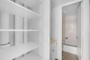 6700 S South Shore Dr, Chicago, IL 60649 - Photo 14