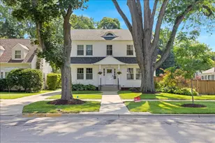 118 S Gladstone Ave, Aurora, IL 60506 - Photo 1