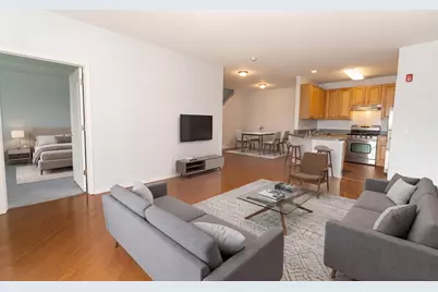 1299 W Lake Street #302, Addison, IL 60101 - Photo 4