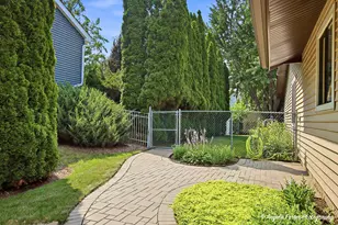 5009 Sandburg Dr, McHenry, IL 60050 - Photo 4