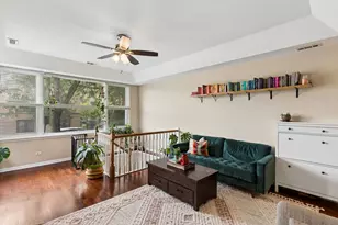 4410 N Sacramento Ave, Chicago, IL 60625 - Photo 4