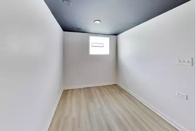 8301 S Maryland Avenue, Chicago, IL 60619 - Photo 24