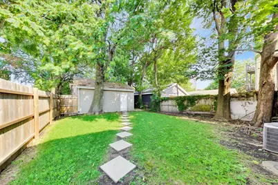 8301 S Maryland Avenue, Chicago, IL 60619 - Photo 34