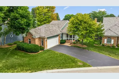 464 Park Barrington Drive, Barrington, IL 60010 - Photo 1