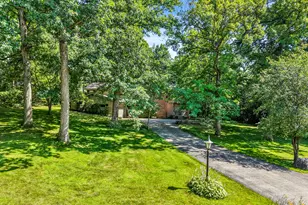 43W975 Nottingham Dr, Elburn, IL 60119 - Photo 46