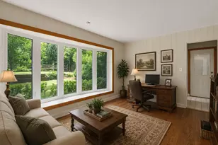 16W055 63rd St, Willowbrook, IL 60527 - Photo 12