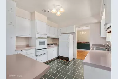 16W055 63rd Street, Willowbrook, IL 60527 - Photo 10