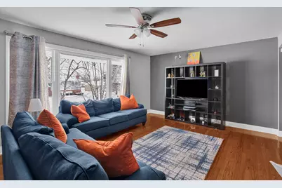 935 E 169th Street, South Holland, IL 60473 - Photo 8
