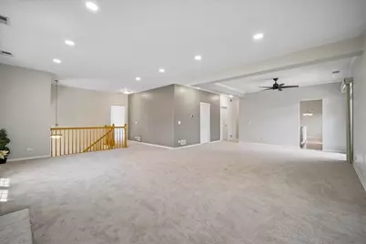 30 Beaconsfield Court, Lincolnshire, IL 60069 - Photo 6