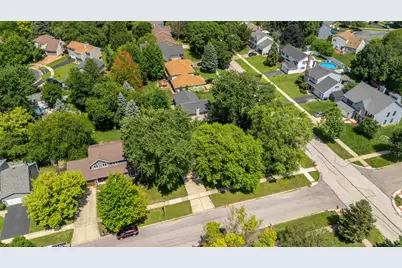 2613 Midland Drive, Naperville, IL 60564 - Photo 36