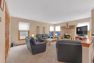 265 Biscayne St, Bloomingdale, IL 60108 - Photo 4