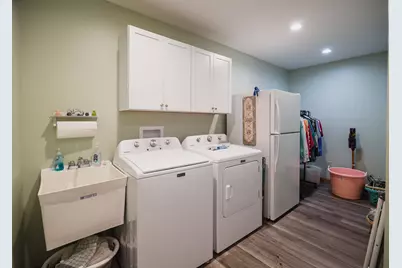 800 Burgess Drive, Utica, IL 61373 - Photo 14