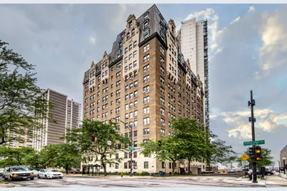 6101 N Sheridan Road #10C, Chicago, IL 60660 - Photo 1