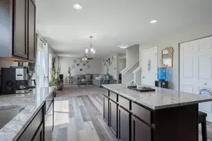 1004 Daniel St, Plano, IL 60545 - Photo 10