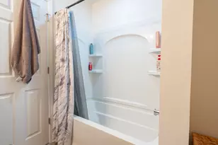 1004 Daniel St, Plano, IL 60545 - Photo 20