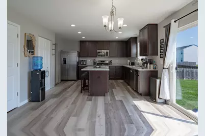 1004 Daniel Street, Plano, IL 60545 - Photo 6