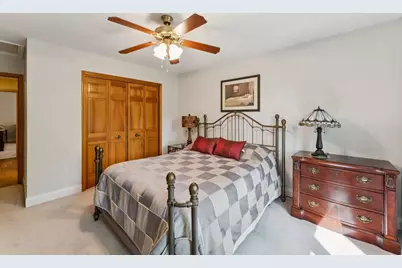 384 E Montrose Avenue, Wood Dale, IL 60191 - Photo 24