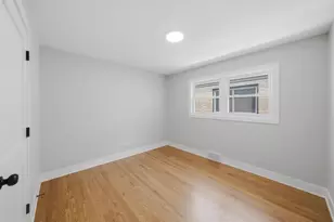 5750 S Oak Park Ave, Chicago, IL 60638 - Photo 16