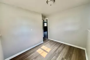 621 W 8th St, Belvidere, IL 61008 - Photo 14
