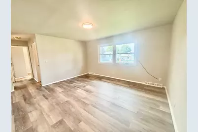 621 W 8th Street, Belvidere, IL 61008 - Photo 10