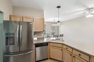 519 King Ave, East Dundee, IL 60118 - Photo 8
