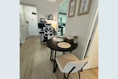 253 E Delaware Place #15E, Chicago, IL 60611 - Photo 6