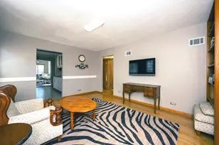 3936 N Oconto Ave, Chicago, IL 60634 - Photo 6
