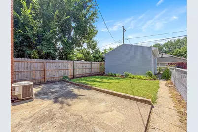8864 S Winchester Avenue, Chicago, IL 60620 - Photo 24