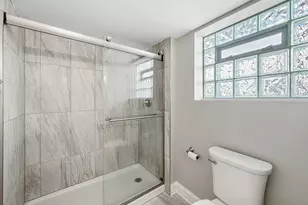 8864 S Winchester Ave, Chicago, IL 60620 - Photo 18
