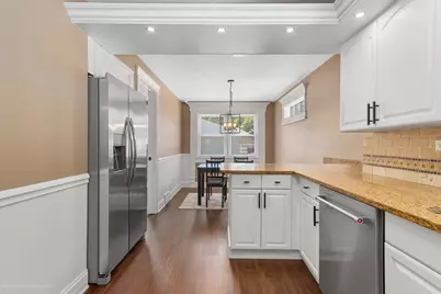 8864 S Winchester Avenue, Chicago, IL 60620 - Photo 6