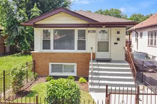 8864 S Winchester Ave, Chicago, IL 60620 - Photo 2