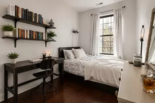 2440 W Iowa St, Chicago, IL 60622 - Photo 8