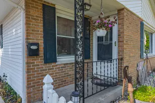 908 E Chestnut St, Pontiac, IL 61764 - Photo 18