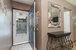 908 E Chestnut St, Pontiac, IL 61764 - Photo 20