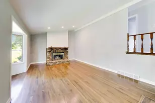 2925 E 188th Pl, Lansing, IL 60438 - Photo 4