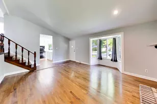 2925 E 188th Pl, Lansing, IL 60438 - Photo 6