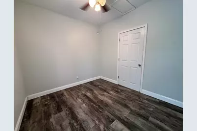 450 Bicknell, Centralia, IL 62801 - Photo 18