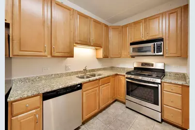 9355 Irving Park Road #307, Schiller Park, IL 60176 - Photo 8