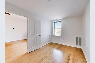 9355 Irving Park Road #307, Schiller Park, IL 60176 - Photo 14