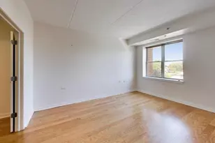 9355 Irving Park Rd, Schiller Park, IL 60176 - Photo 10