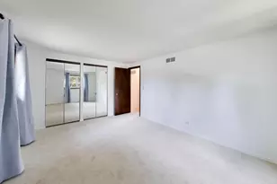 252 Millford Ln, Bloomingdale, IL 60108 - Photo 22