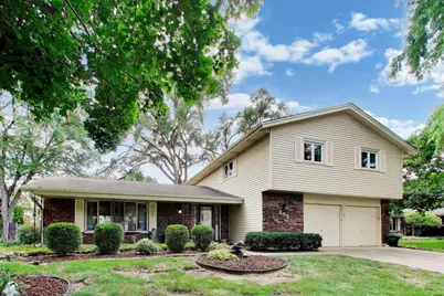 252 Millford Lane, Bloomingdale, IL 60108 - Photo 2