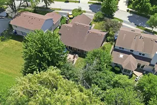2924 Acorn Ln, Northbrook, IL 60062 - Photo 22